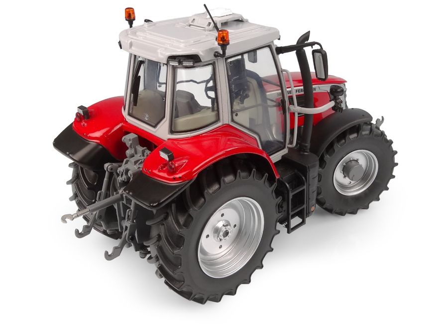 Massey Ferguson MF 1080 トラクター 1/32 Universal Hobbies Massey Ferguson 1080 avec cabine Peko